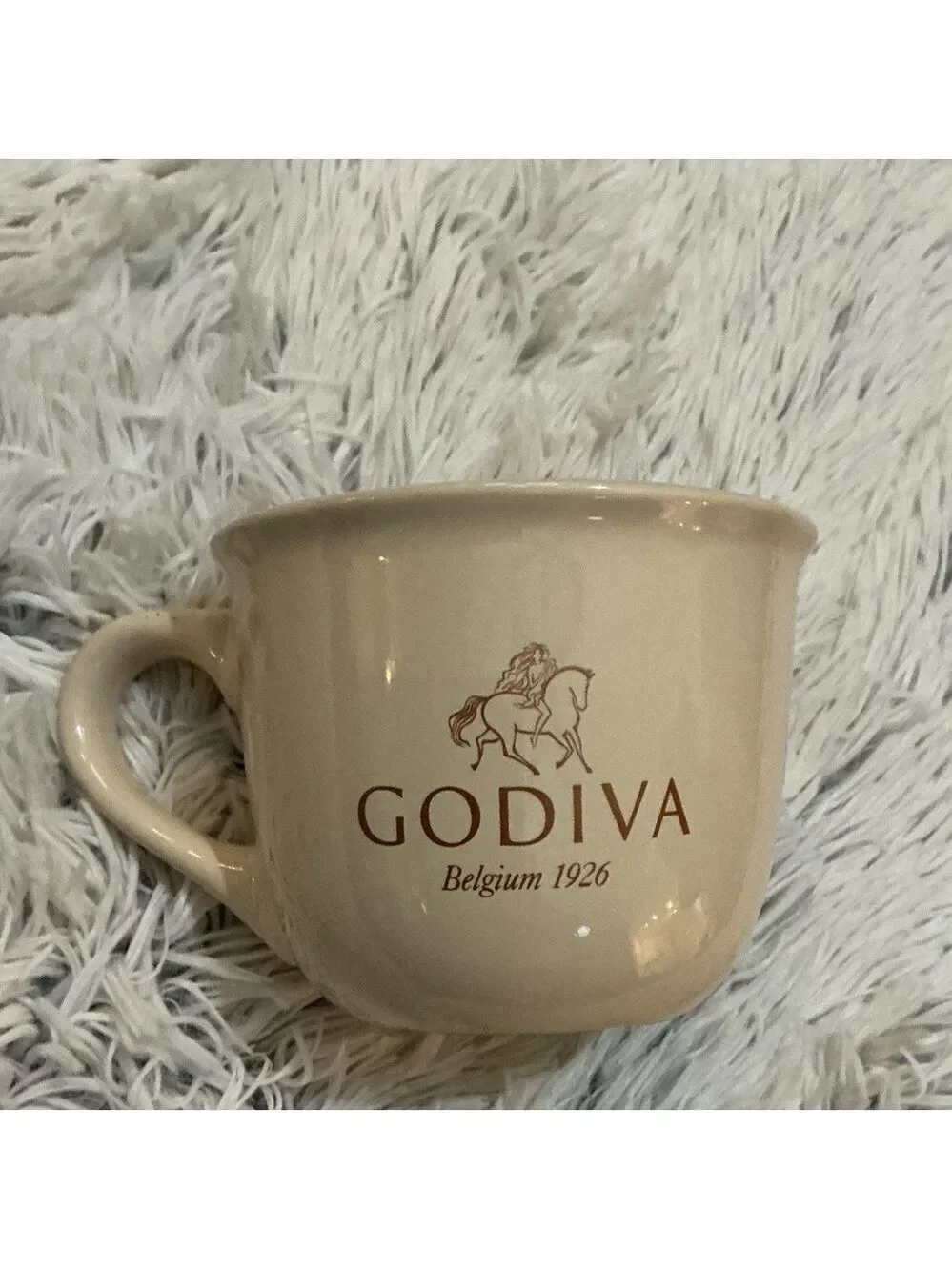 Godiva Belgium 1926 Beige Ceramic Coffee Mug – Vintage Oversized 16 oz Cup